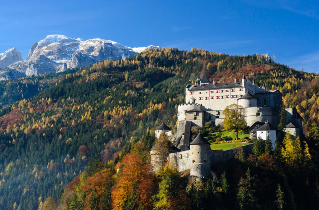 Замок Хоэнверфен Австрия